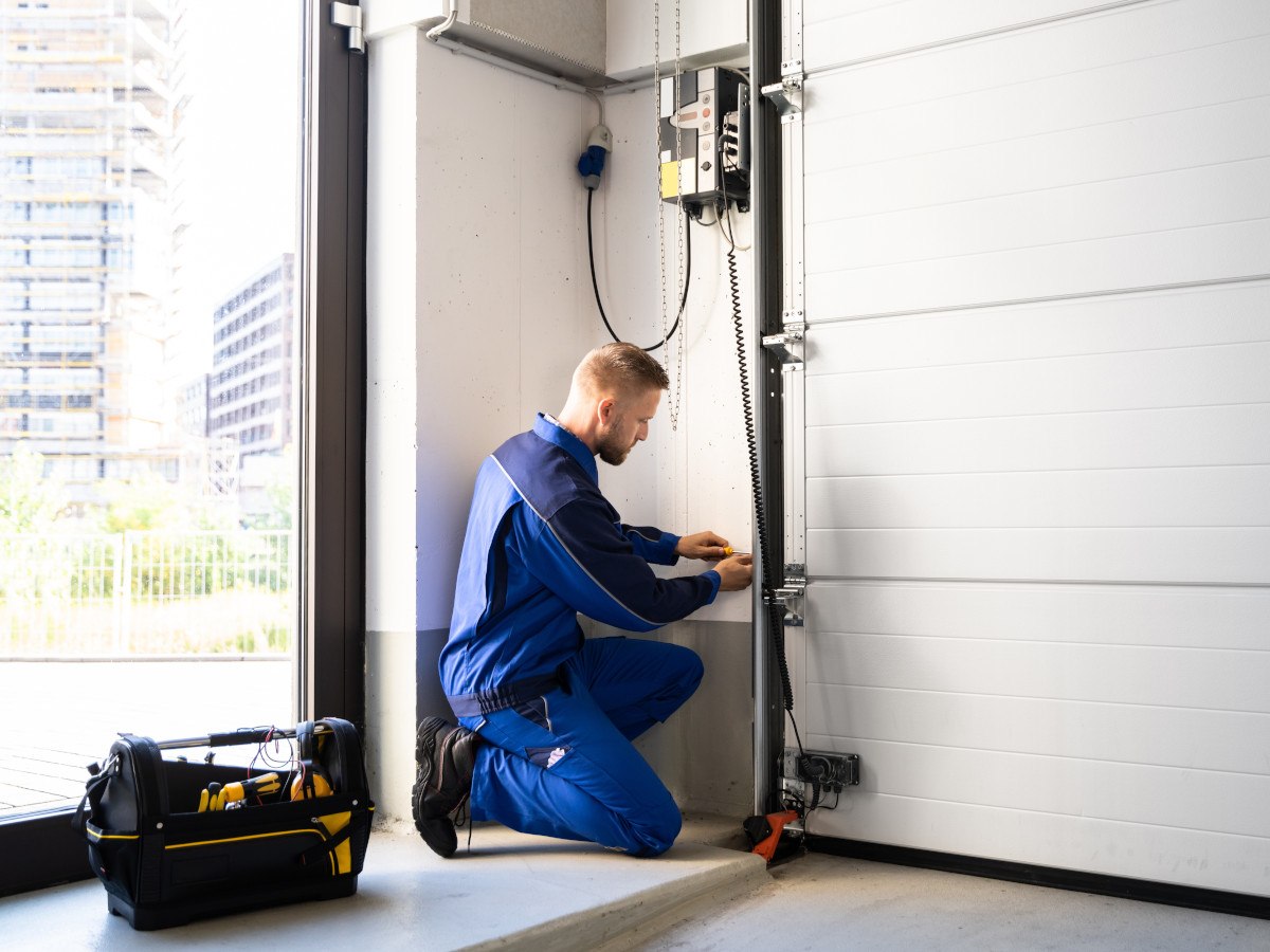 garagedeur wordt vervangen